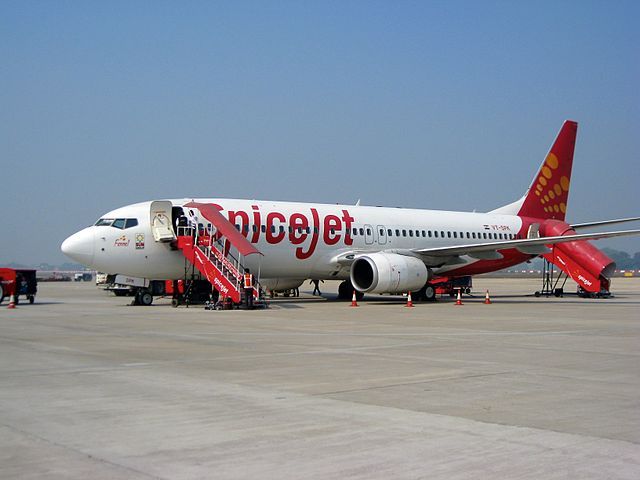 Delhi to Ahmedabad Air Ticketing